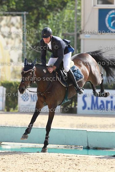 SBARDELLATI_MARIEL_GIO CAV 2011_(0139) SS3_2060.jpg